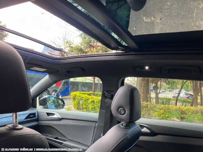 Volkswagen TAOS HIGHLINE 250 TSI 2023/2023